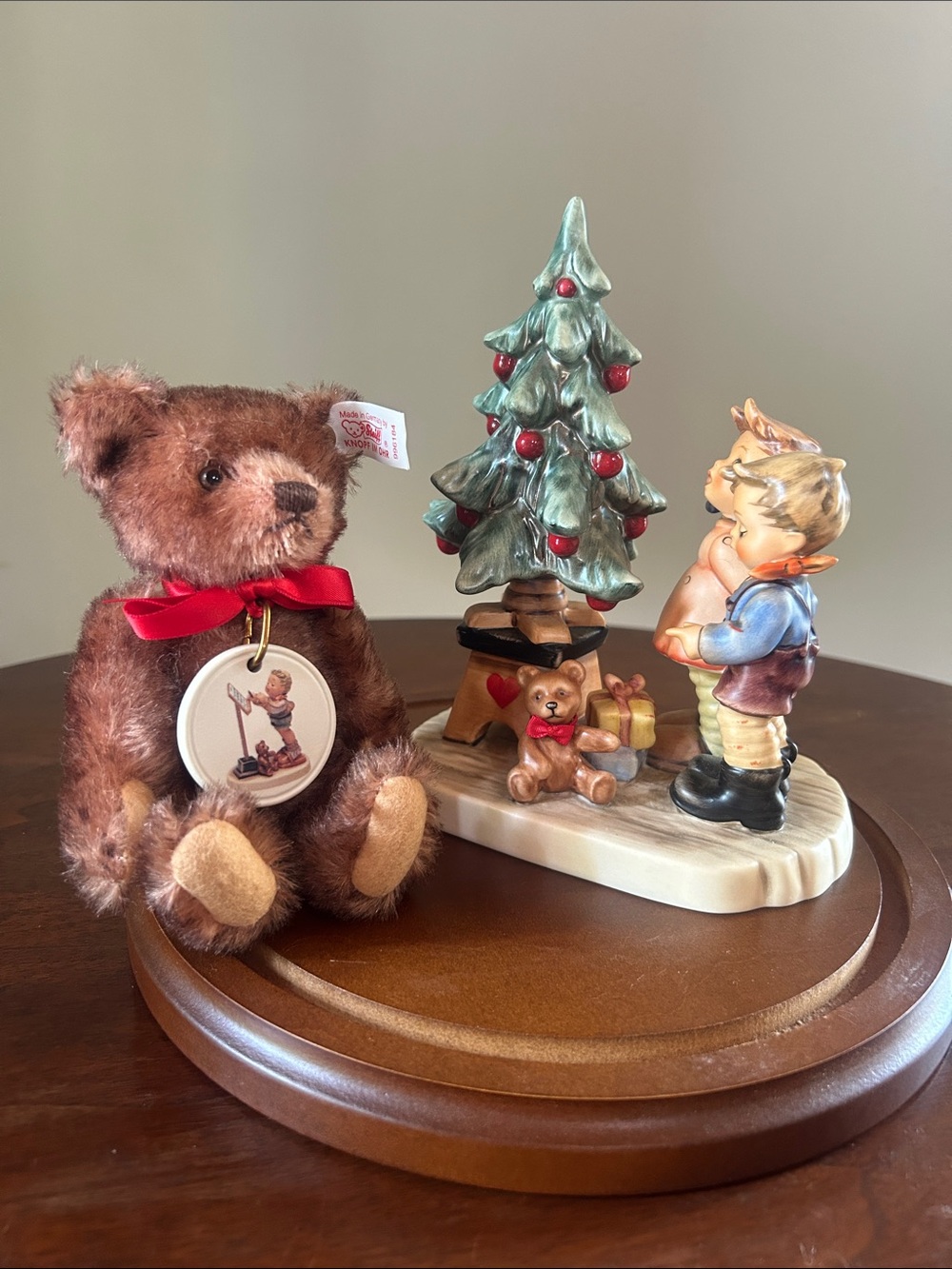 M.I. Hummel "Wonder of Christmas" Limited Edition Holiday Collector’s Set